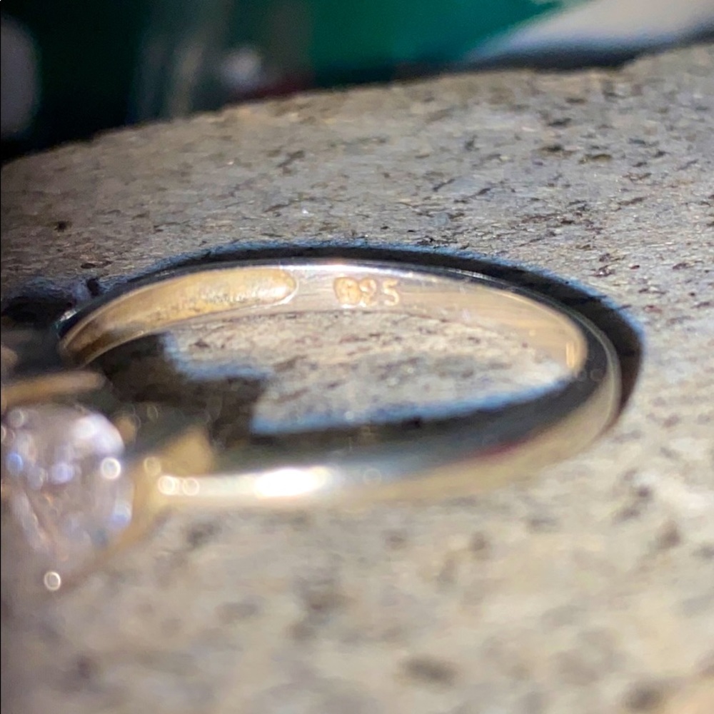 Pretty sterling CZ heart shaped stones - Picture 3 of 4